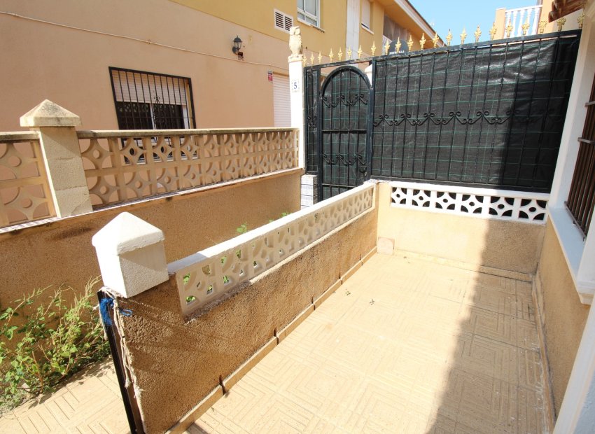 Resale - Bungalow - La Mata - Pueblo/ PLAYA