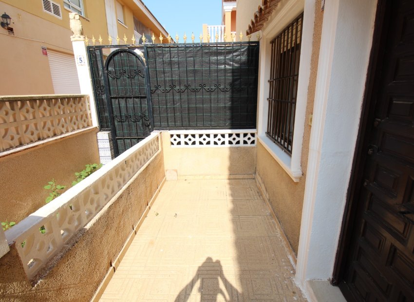 Resale - Bungalow - La Mata - Pueblo/ PLAYA