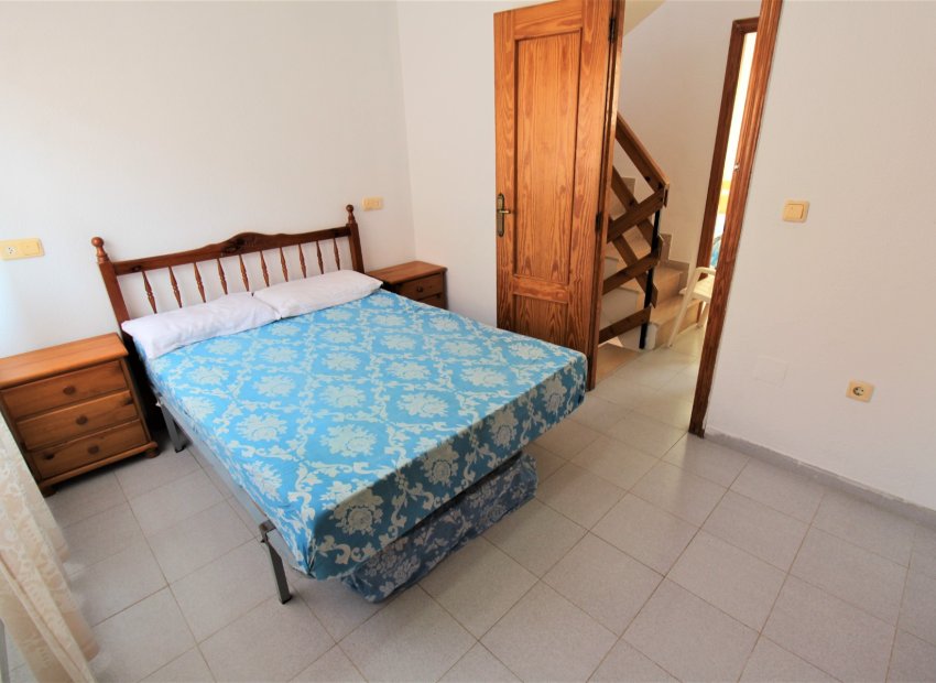 Resale - Bungalow - La Mata - Pueblo/ PLAYA