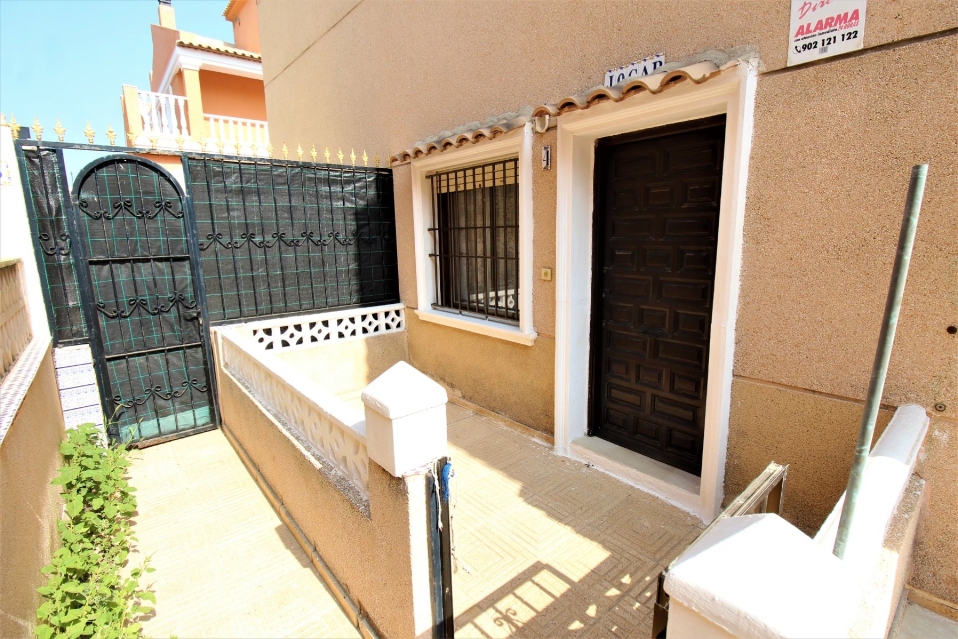 Resale - Bungalow - La Mata - Pueblo/ PLAYA