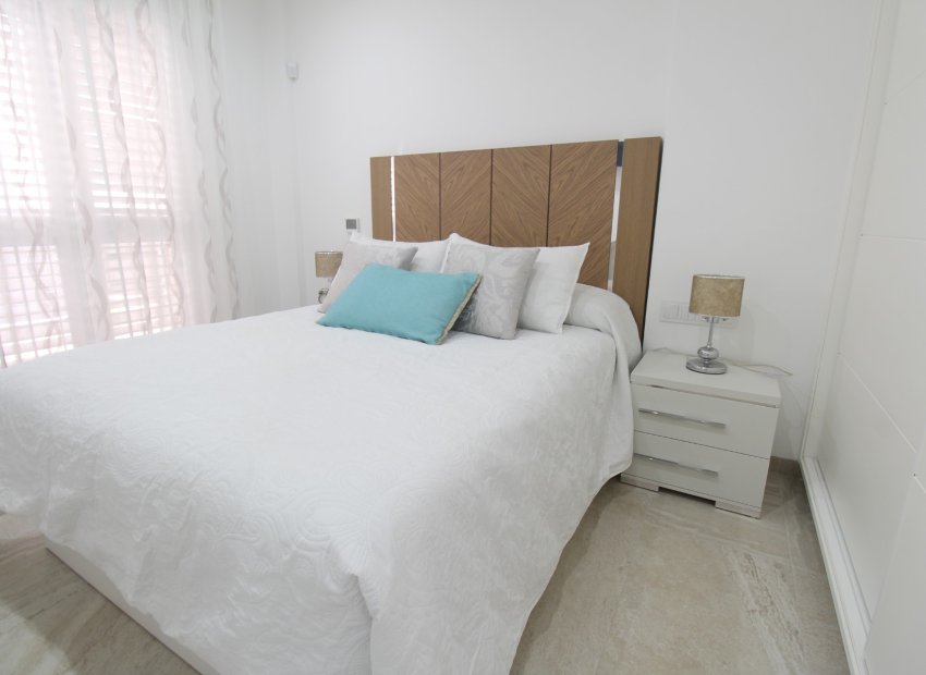 Resale - Bungalow - La Mata - Puerto Romano/PLAYA