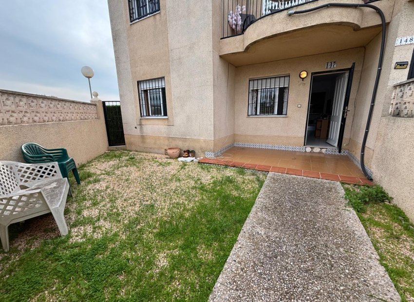 Resale - Bungalow - Torrevieja - El chaparral