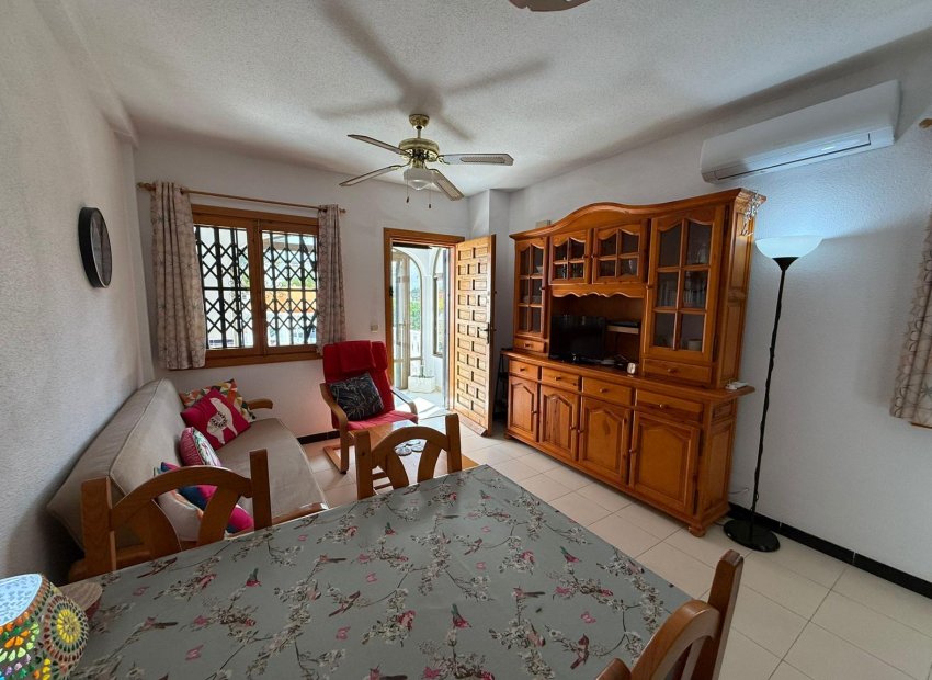 Resale - Bungalow - Torrevieja - Torreblanca