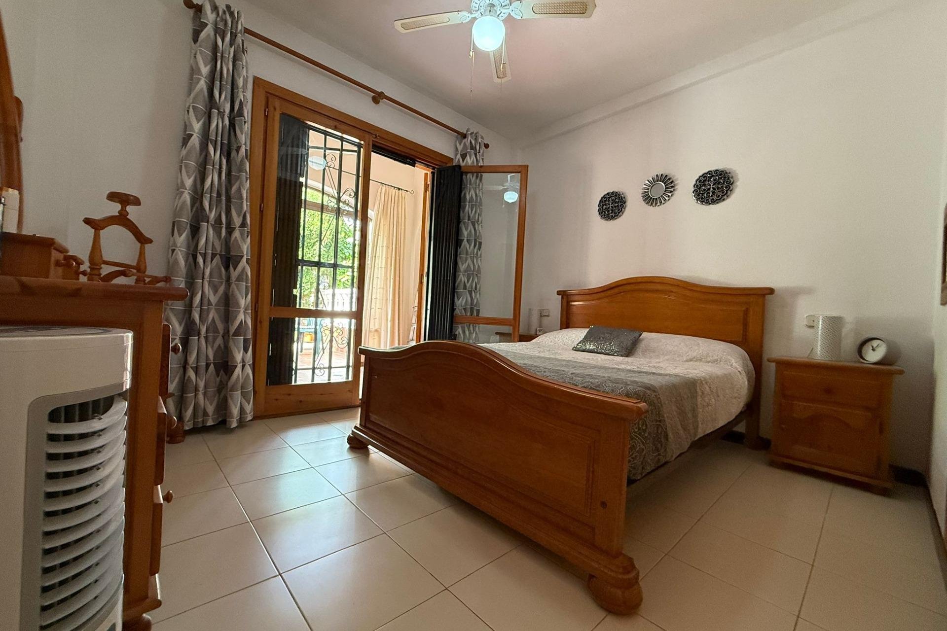 Resale - Bungalow - Torrevieja - Torreblanca