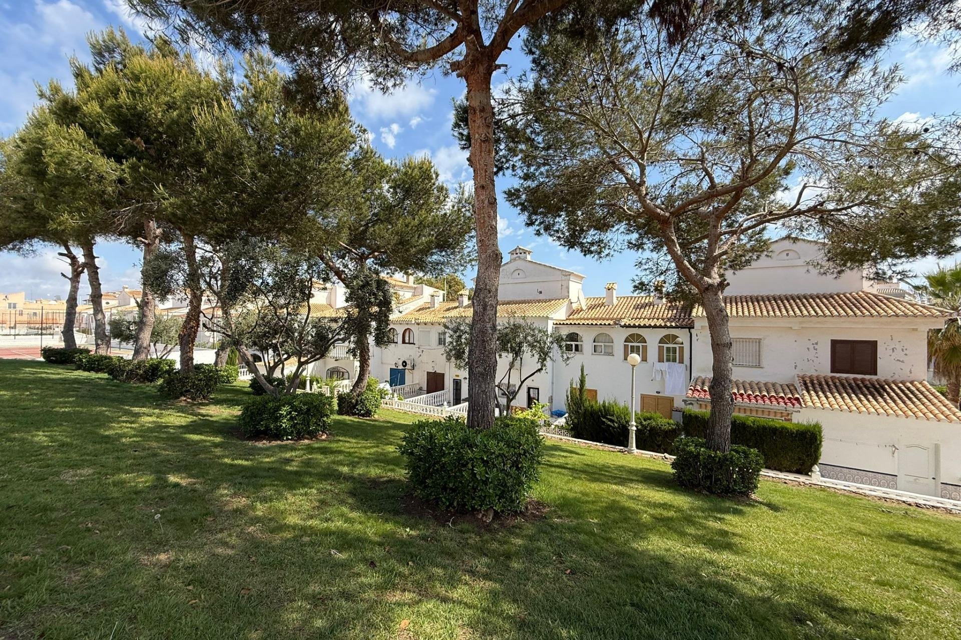 Resale - Bungalow - Torrevieja - Torreblanca