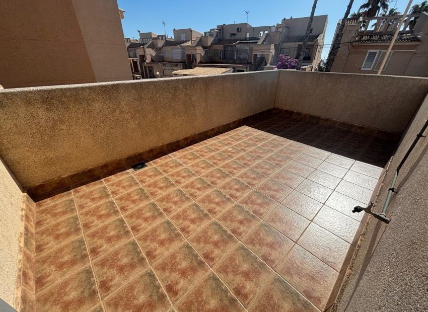 Resale - Casa Tipo Dúplex - Torrevieja - Los Frutales