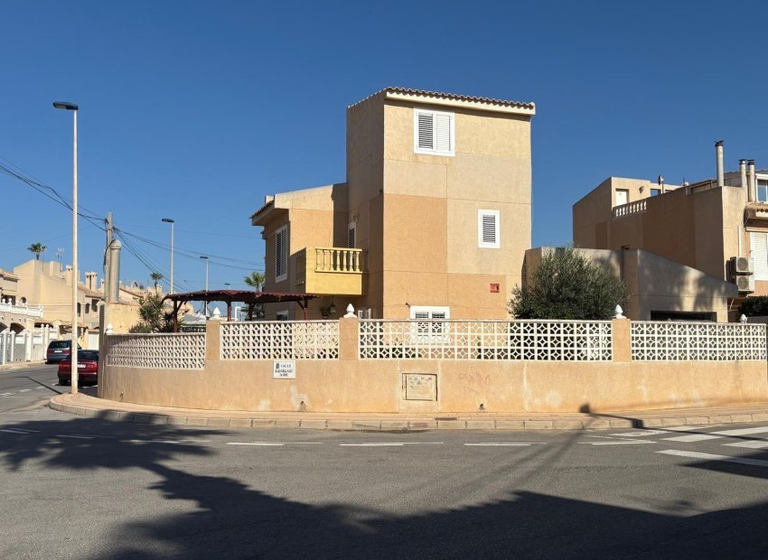 Resale - Casa Tipo Dúplex - Torrevieja - Los Frutales