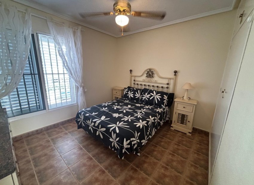 Resale - Casa Tipo Dúplex - Torrevieja - Los Frutales