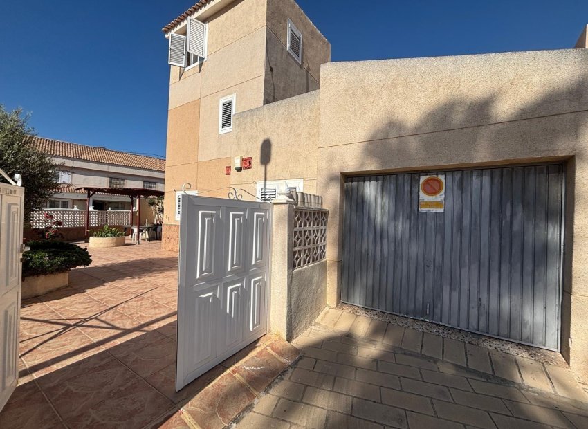 Resale - Casa Tipo Dúplex - Torrevieja - Los Frutales