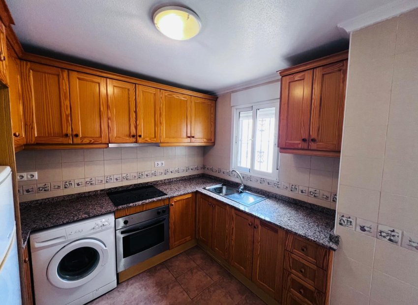 Resale - Chalet - Algorfa - Urb. lo crispin