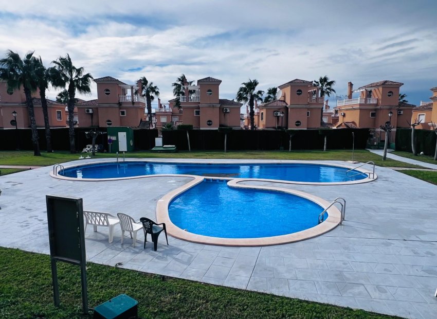 Resale - Chalet - Algorfa - Urb. lo crispin