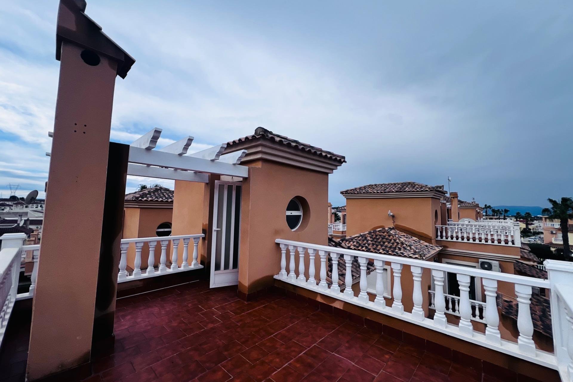 Resale - Chalet - Algorfa - Urb. lo crispin