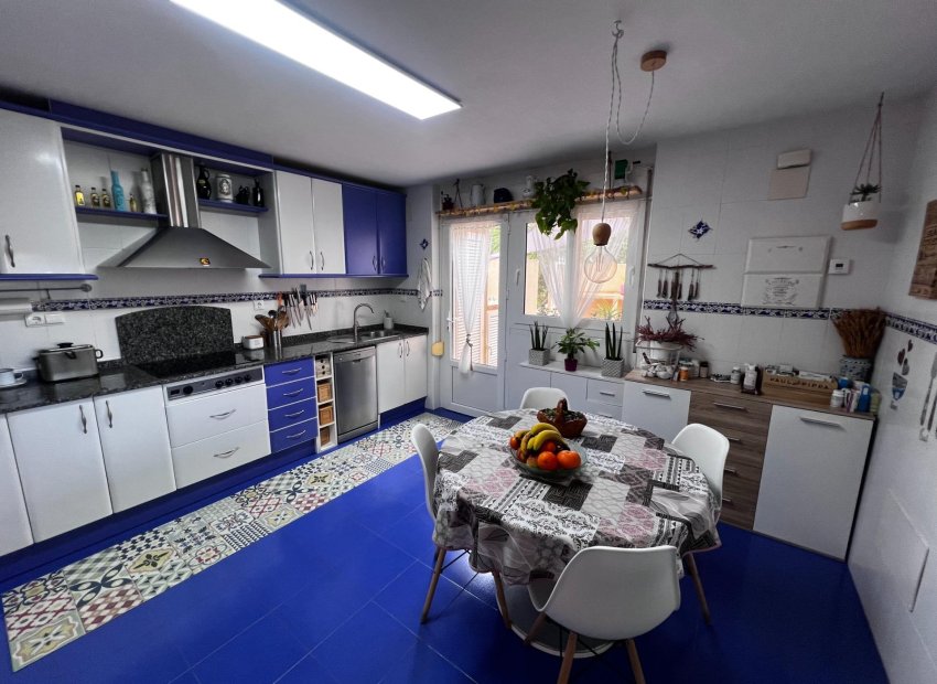Resale - Chalet - Alicante - Costa blanca