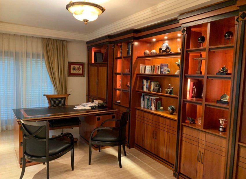 Resale - Chalet - Alicante - Playa de San Juan