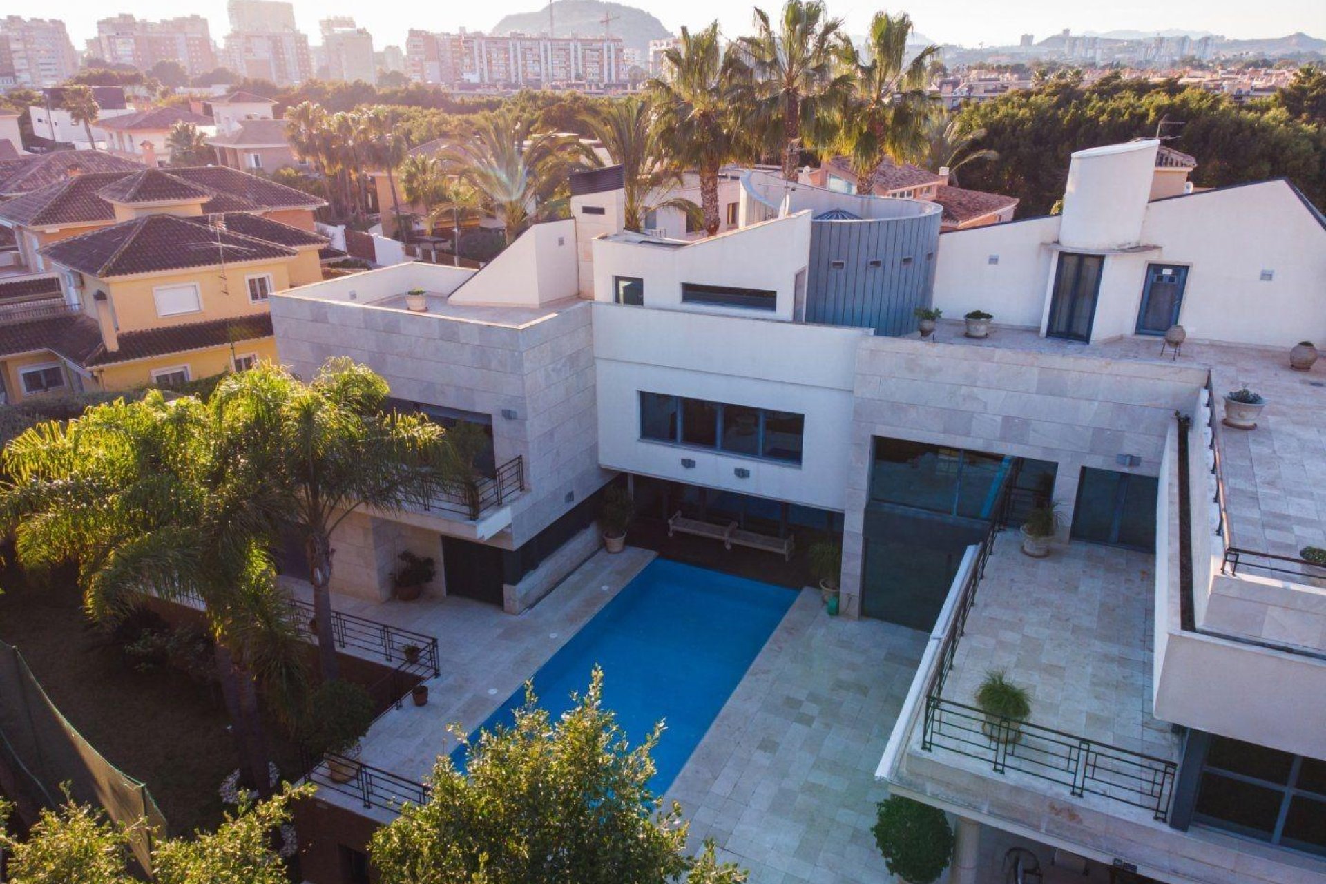 Resale - Chalet - Alicante - Playa de San Juan