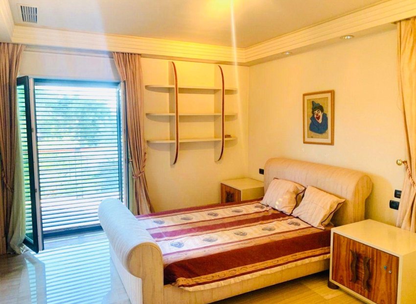 Resale - Chalet - Alicante - Playa de San Juan