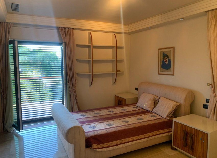 Resale - Chalet - Alicante - Playa San Juan