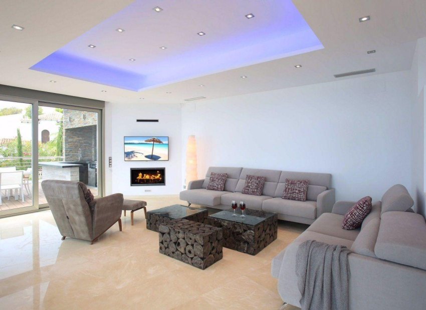 Resale - Chalet - Altea - Zona de Mascarat