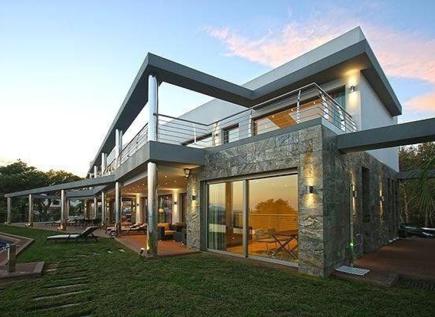 Resale - Chalet - Altea - Zona de Mascarat