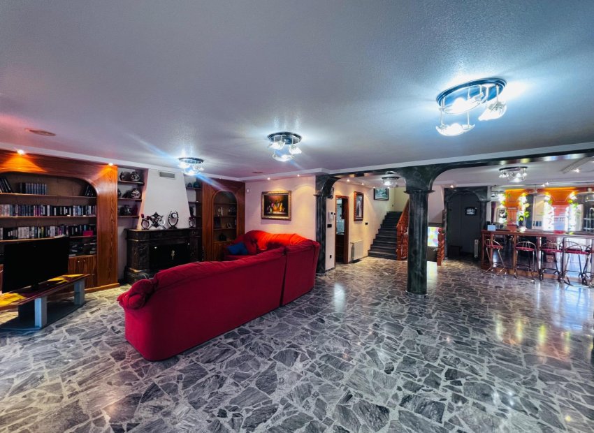 Resale - Chalet - Elche - Ciudad Jardin