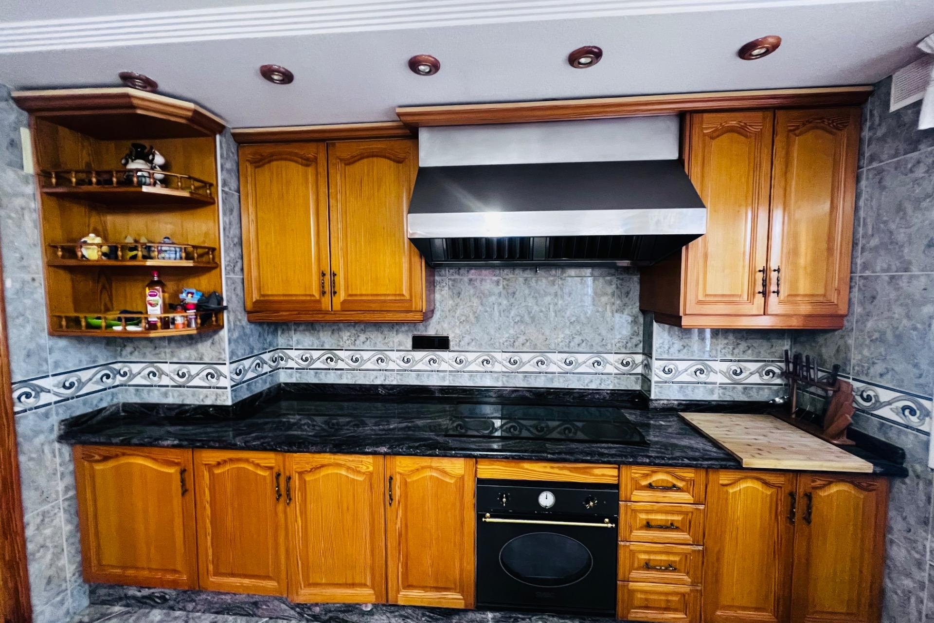 Resale - Chalet - Elche - Ciudad Jardin