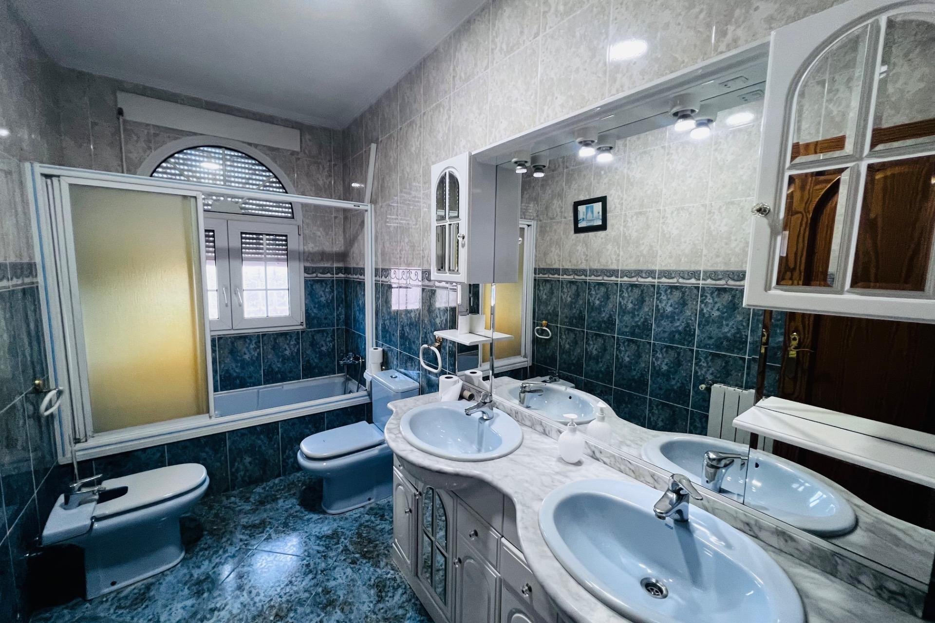 Resale - Chalet - Elche - Ciudad Jardin