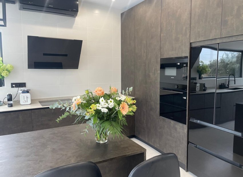 Resale - Chalet - Elche Pedanías - Alzabares