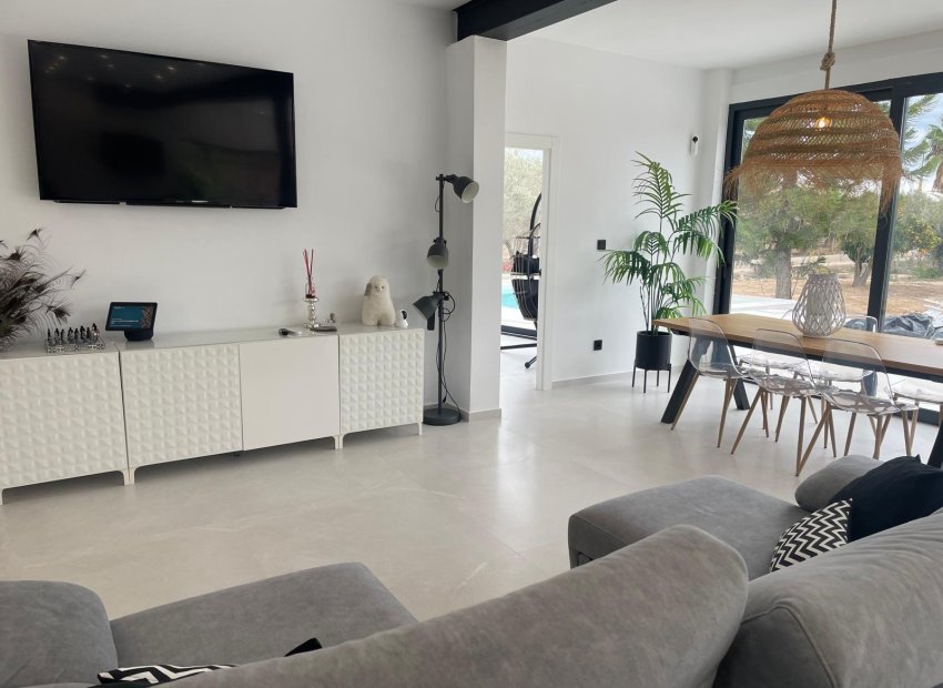 Resale - Chalet - Elche Pedanías - Alzabares