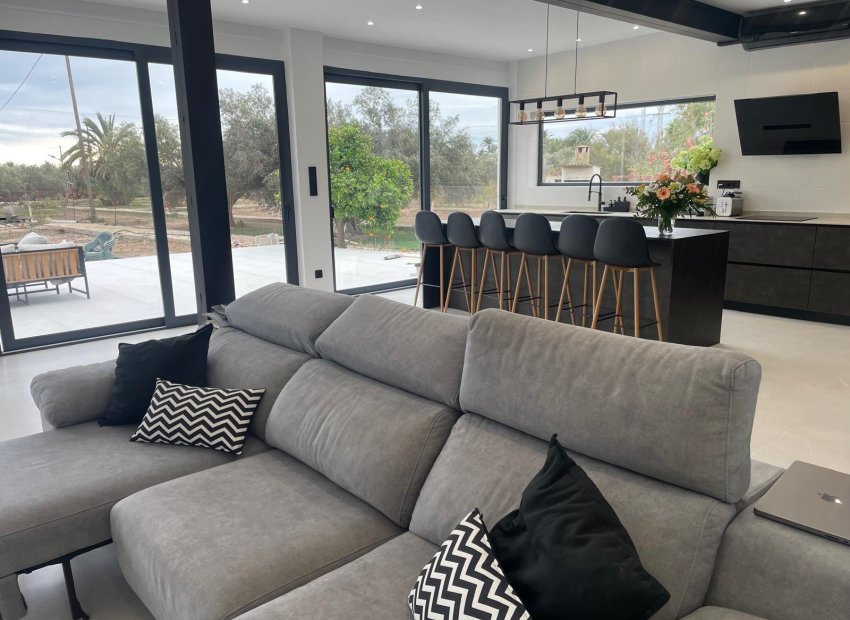 Resale - Chalet - Elche Pedanías - Alzabares