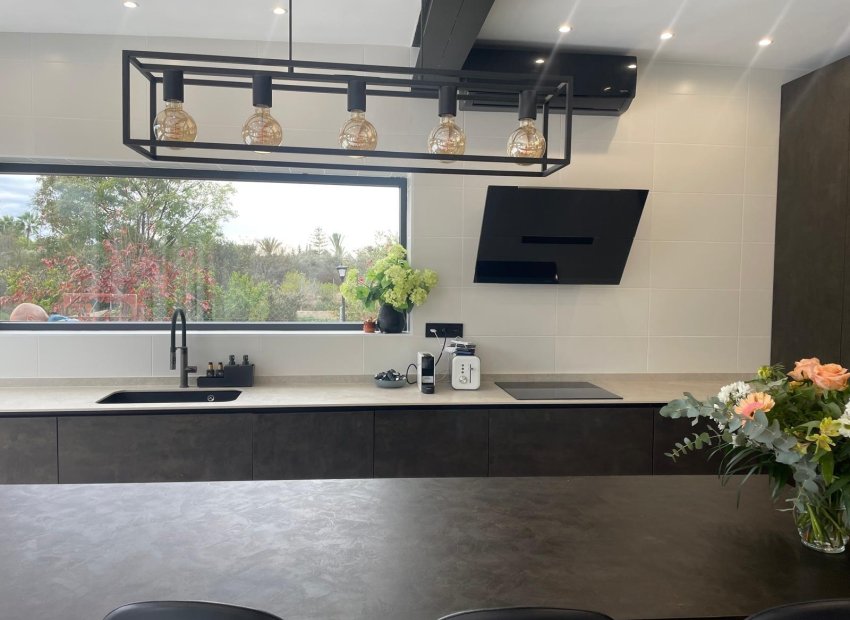 Resale - Chalet - Elche Pedanías - Alzabares