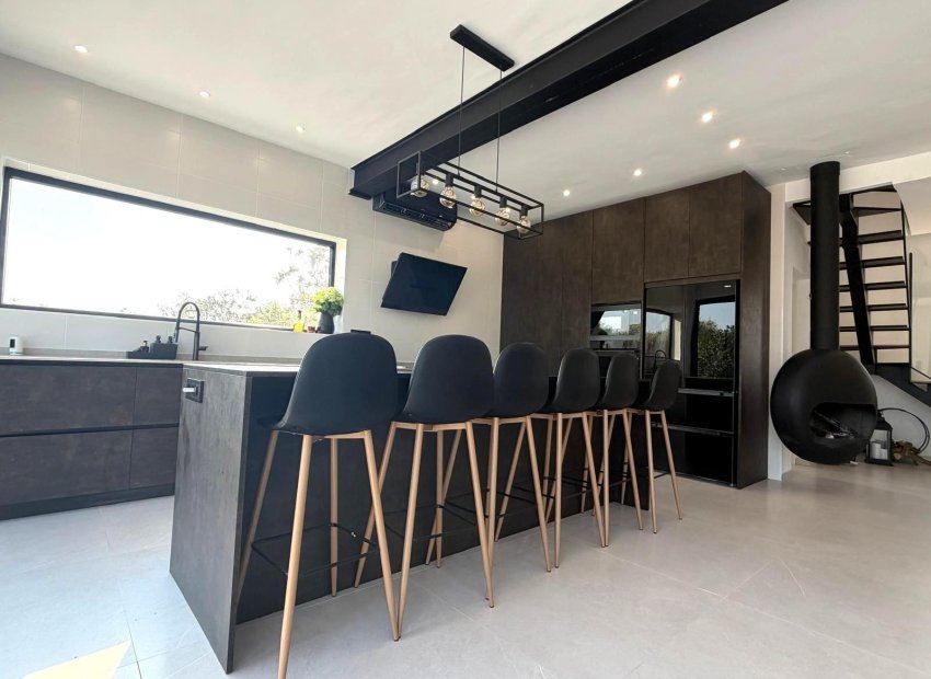 Resale - Chalet - Elche Pedanías - Alzabares