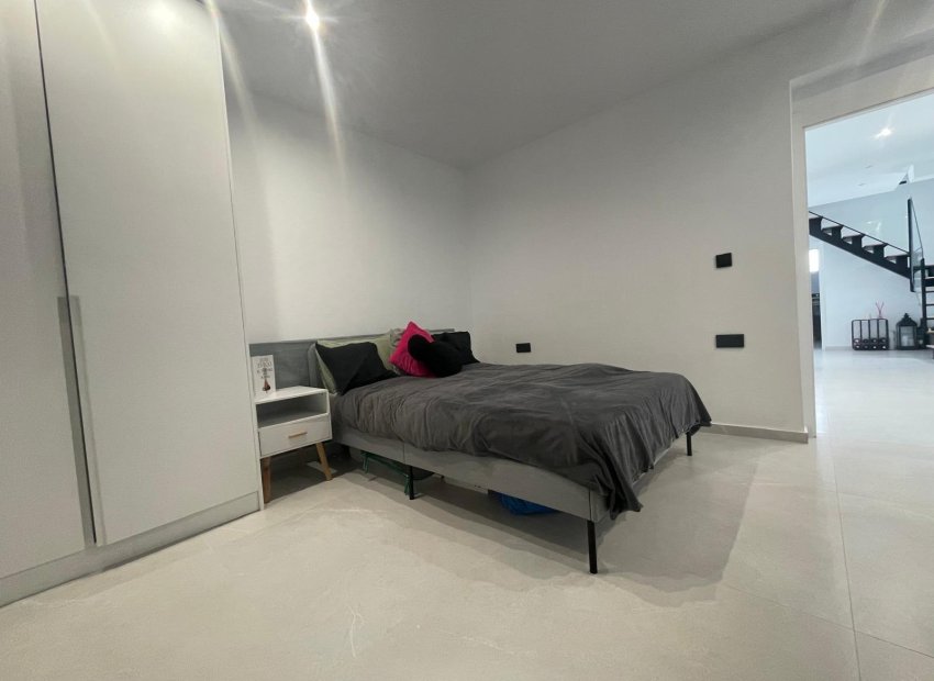 Resale - Chalet - Elche Pedanías - Alzabares