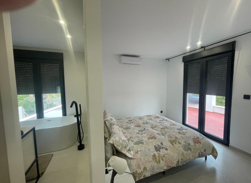 Resale - Chalet - Elche Pedanías - Alzabares