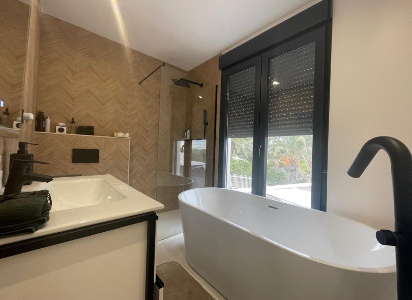 Resale - Chalet - Elche Pedanías - Alzabares