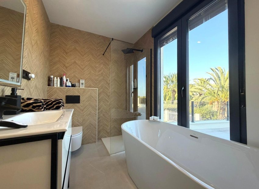Resale - Chalet - Elche Pedanías - Alzabares