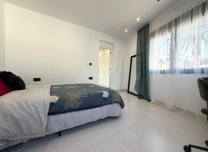 Resale - Chalet - Elche Pedanías - Alzabares