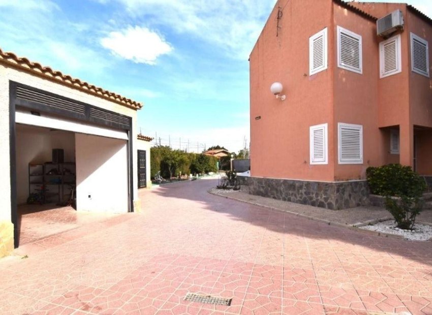 Resale - Chalet - Elche Pedanías - Alzabares