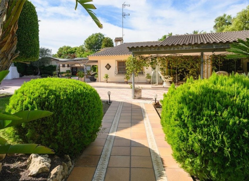 Resale - Chalet - Elche Pedanías - Alzabares