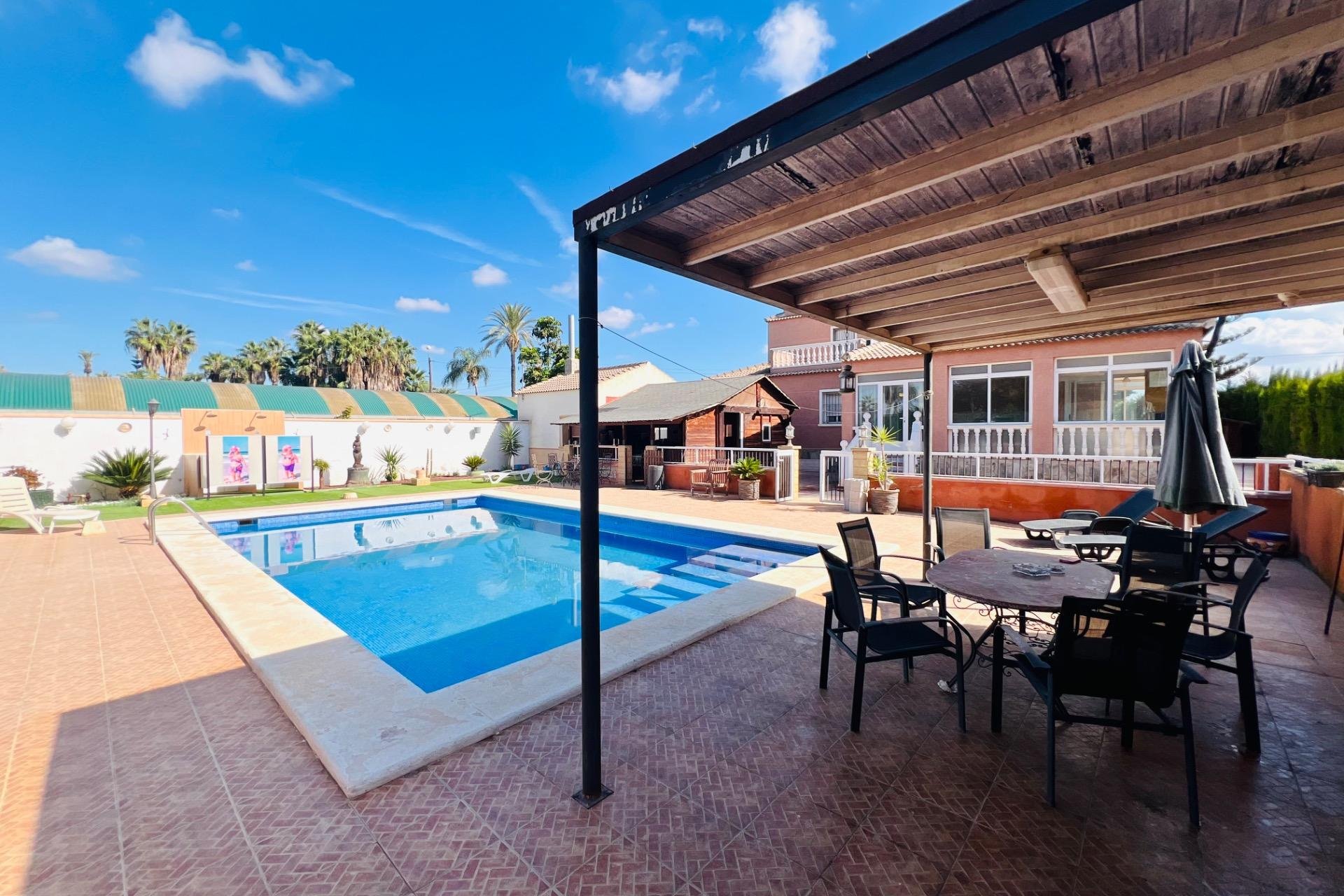 Resale - Chalet - Elche Pedanías - La Hoya-Daimes-El Derramador