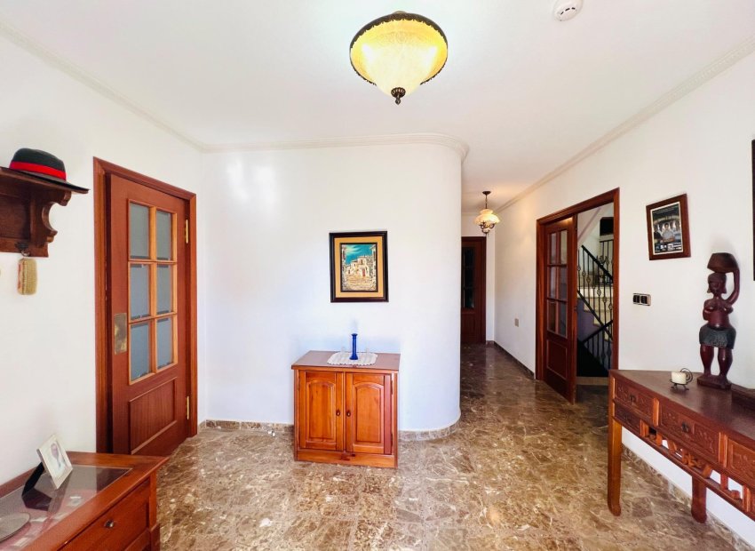 Resale - Chalet - Elche Pedanías - La Hoya-Daimes-El Derramador