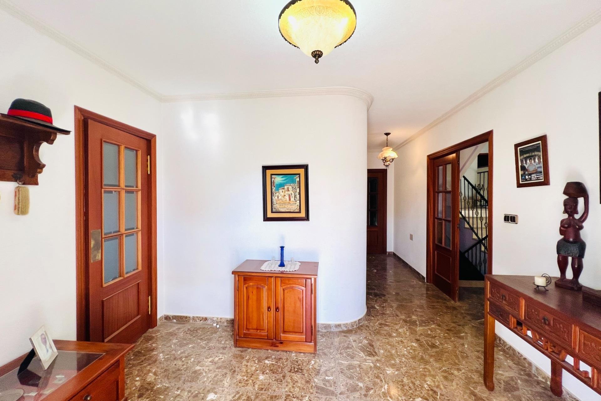 Resale - Chalet - Elche Pedanías - La Hoya-Daimes-El Derramador
