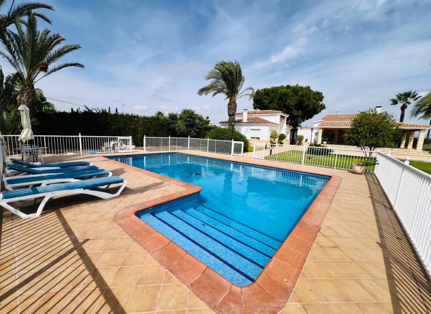 Resale - Chalet - Elche Pedanías - Maitino-Perleta