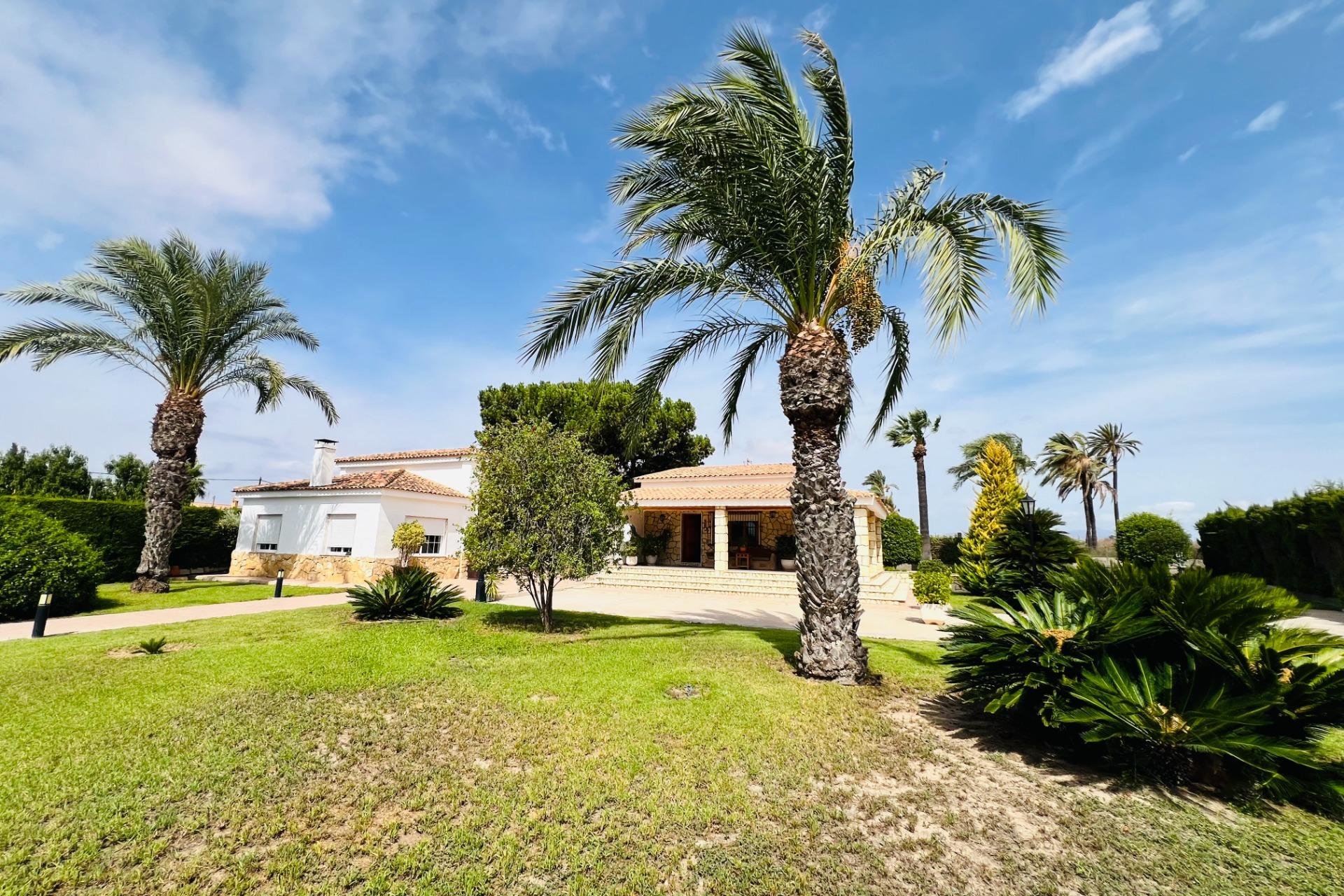 Resale - Chalet - Elche Pedanías - Maitino-Perleta