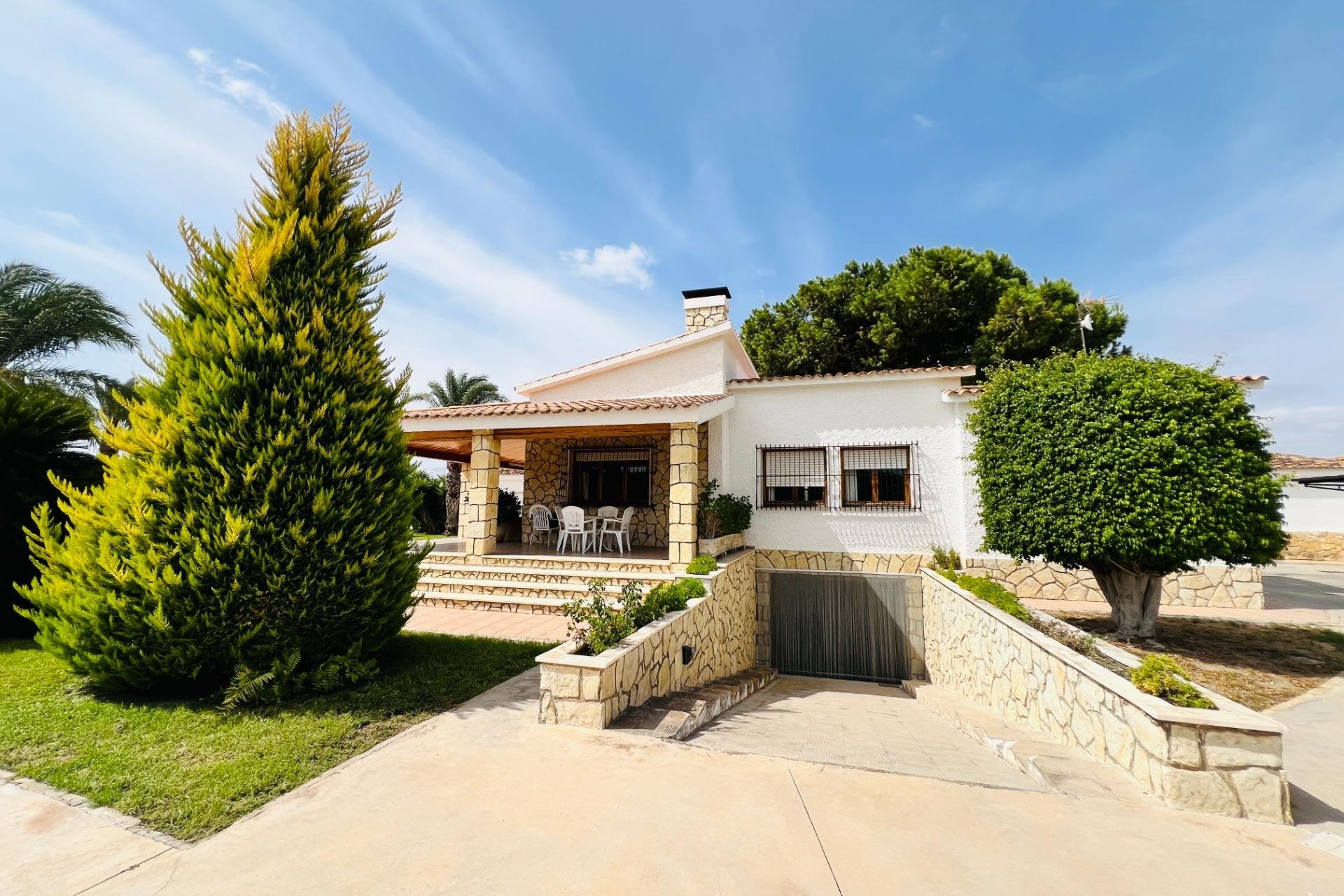 Resale - Chalet - Elche Pedanías - Maitino-Perleta