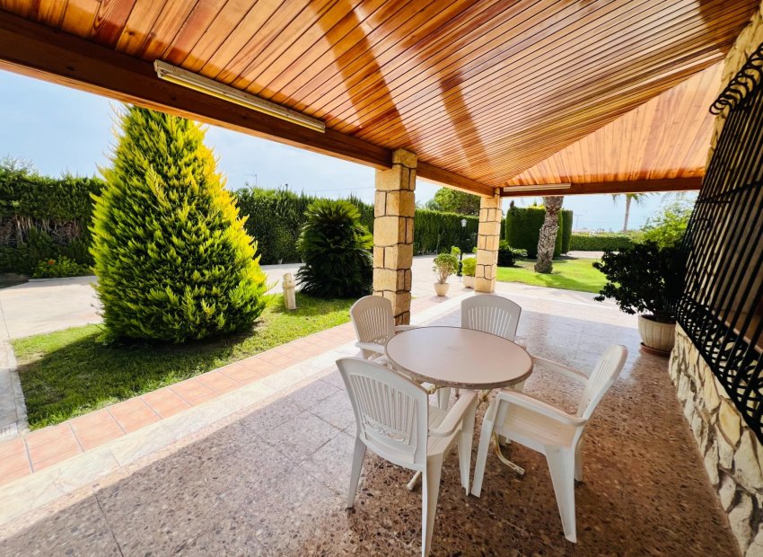 Resale - Chalet - Elche Pedanías - Maitino-Perleta