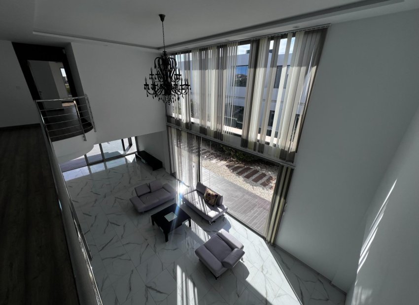 Resale - Chalet - Elche Pedanías - Peña las Águilas