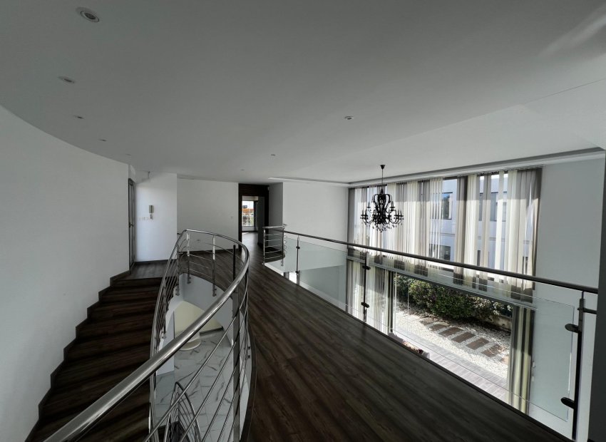 Resale - Chalet - Elche Pedanías - Peña las Águilas