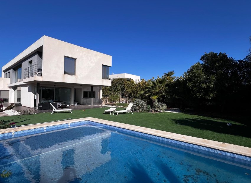 Resale - Chalet - Elche Pedanías - Peña las Águilas