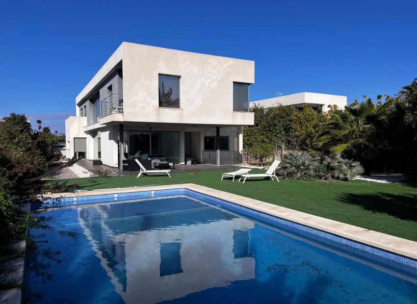 Resale - Chalet - Elche Pedanías - Peña las Águilas