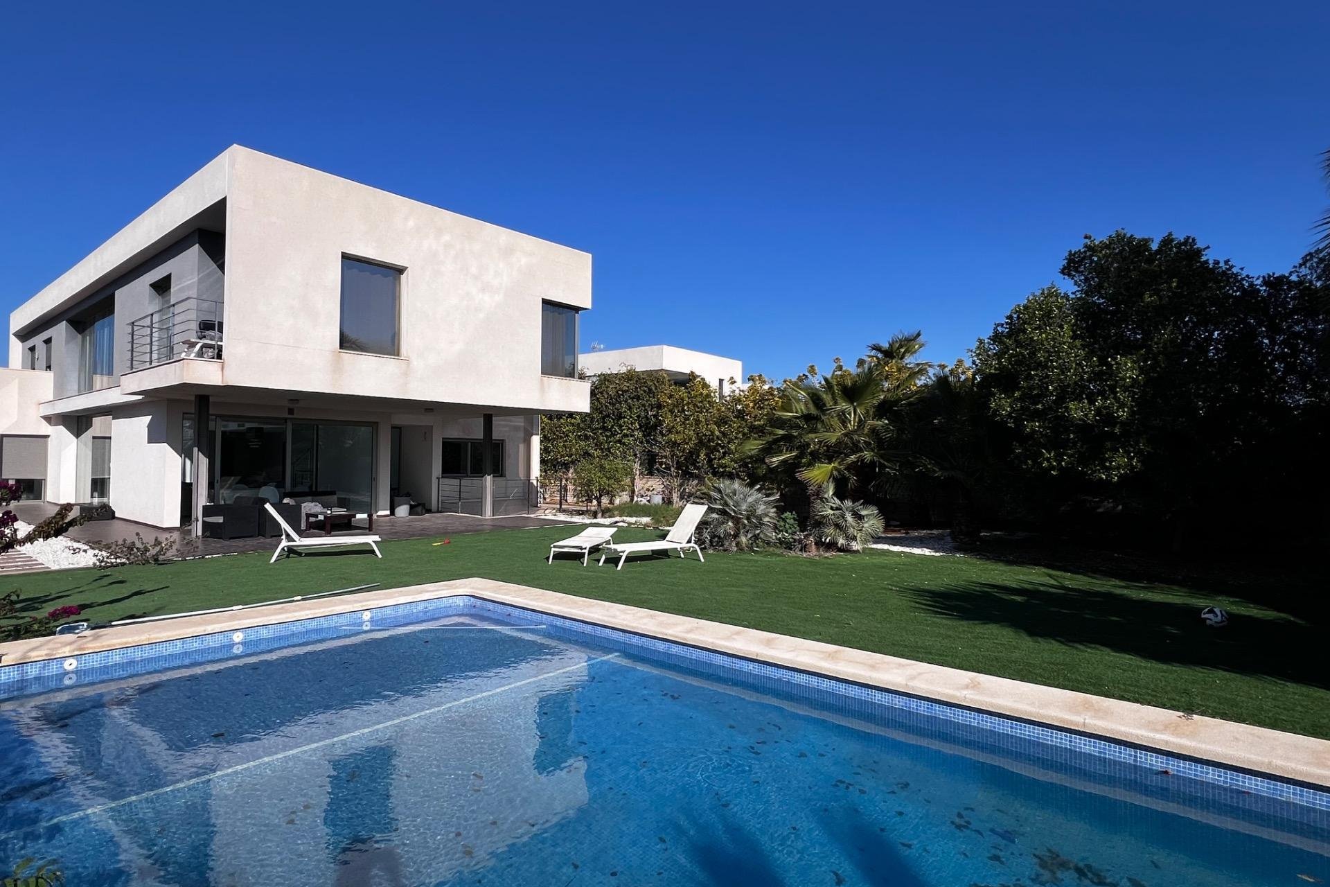 Resale - Chalet - Elche Pedanías - Peña las Águilas